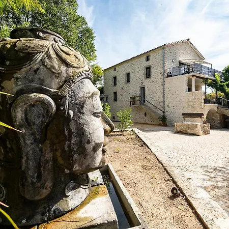 Semesterbostad La Maison Roussel *