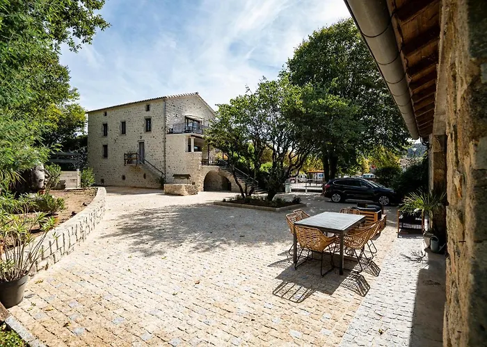 La Maison Roussel